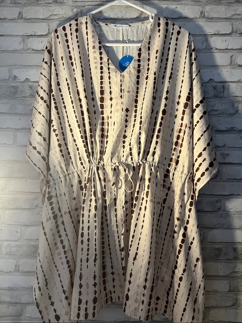 CUPSHE Cream V-Neck Tunic with Brown Dot-Stripe Print beach cover up